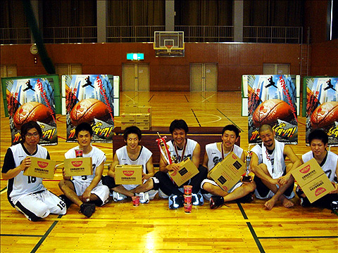 トーナメント優勝チーム「GIFT」